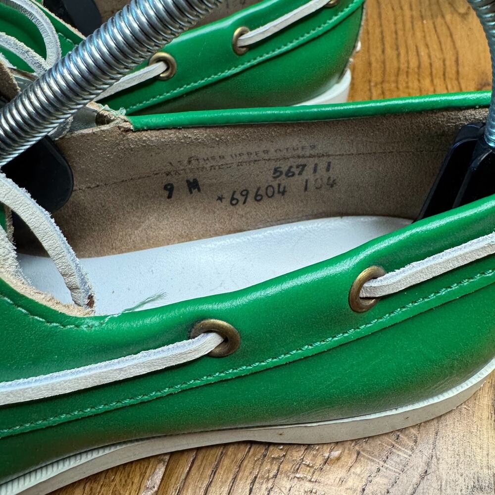 Vintage Deck Huggers Green Leather Boat Shoes 2-Eye USA Womens Sz 9 M - Picture 5 of 7